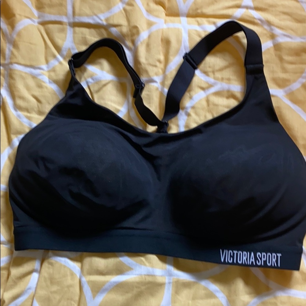 Victoria Secret sports bra 34D